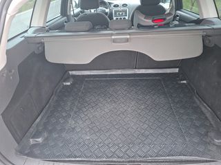 Ford Focus 2006-thumb-8
