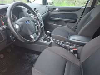 Ford Focus 2006-thumb-12