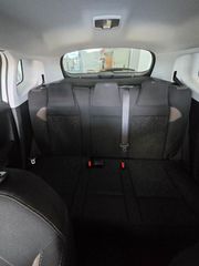Peugeot 2008 2013-thumb-15