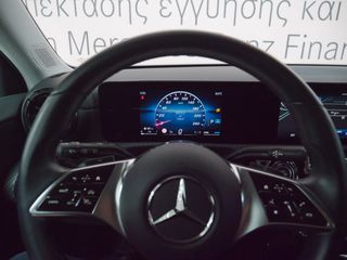 Mercedes-Benz A 180 2024 Compact Saloon Style-thumb-16