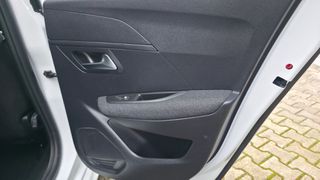 Peugeot 208 2025 Hybrid Style-thumb-30