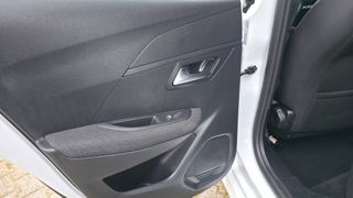 Peugeot 208 2025 Hybrid Style-thumb-38