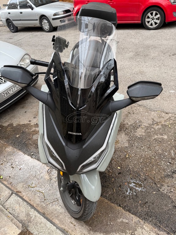 Honda Forza 350 2024