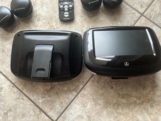 Mercedes B-Class W246 OEM Rear Seat Entertainment – 2 Οθόνες DVD USB SD + Ακουστικά+ Κοντρόλ-thumb-6