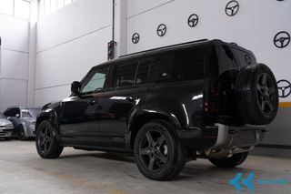 Land Rover Defender 2023-thumb-8