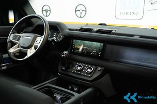 Land Rover Defender 2023-thumb-21