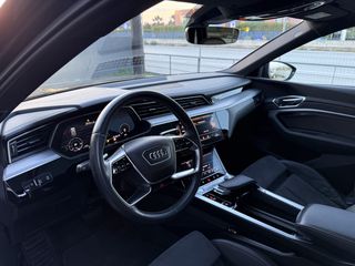Audi e-tron 2020 50 quattro S-line Panorama/Full Extra-thumb-18