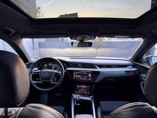 Audi e-tron 2020 50 quattro S-line Panorama/Full Extra-thumb-17