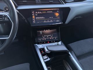 Audi e-tron 2020 50 quattro S-line Panorama/Full Extra-thumb-28
