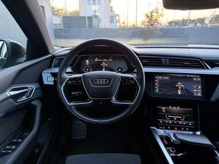 Audi e-tron 2020 50 quattro S-line Panorama/Full Extra-thumb-19