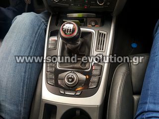Audi A4 Quatro Navigation Multimedia Tablet by Sound Evolution-thumb-2