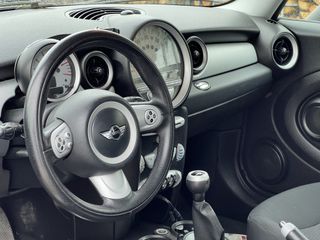 Mini Cooper D 2008-thumb-17