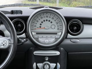 Mini Cooper D 2008-thumb-23