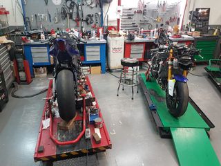 Yamaha YZF-R6 Race 2025-thumb-7