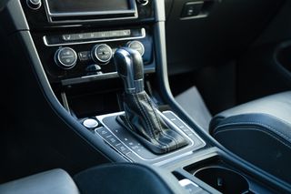 Volkswagen Golf 2014 R DSG-thumb-11