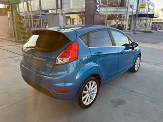 Ford Fiesta 2015 TITANIUM !!!FULL EXTRA-thumb-3