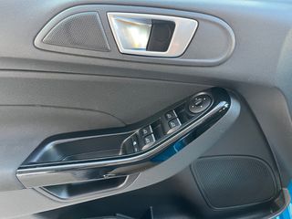 Ford Fiesta 2015 TITANIUM !!!FULL EXTRA-thumb-6