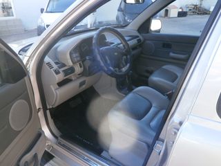 Land Rover Freelander 2001-thumb-18