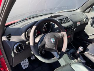 Alfa Romeo Alfa 147 2003 GTA-thumb-18