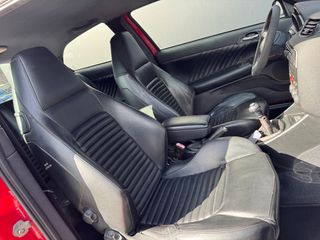 Alfa Romeo Alfa 147 2003 GTA-thumb-22