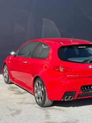 Alfa Romeo Alfa 147 2003 GTA-thumb-14