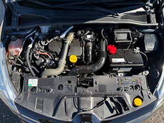 Renault Clio 2017 LIMITED EDITION-thumb-16