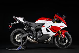 Yamaha YZF - R 7 2026 1 κομμάτι μπλε ετοιμοπαράδοτο απο ακύρωση!!!-thumb-8