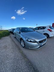 Volvo V40 2015
