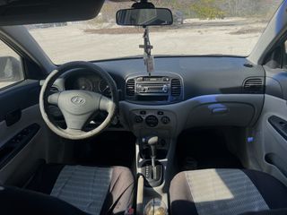 Hyundai Accent 2008-thumb-2