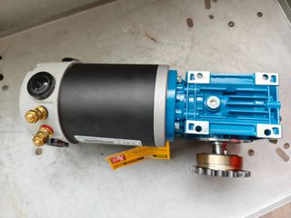 ΠΡΟΣΦΟΡΑ!!ΜΟΤΕΡ 24V 350W ΜΑΖΙ ΜΕ ΜΕΙΩΤΗΡΑ ΓΙΑ ΤΕΝΤΕΣ ΦΟΡΤΗΓΩΝ TRANSTECNO ΙΤΑΛΙΑΣ ΠΛΗΡΕΣ ΜΕ ΓΡΑΝΑΖΙ ΚΑΙ ΑΞΩΝΑ!! Αναλυτικα στο κειμενο-thumb-4