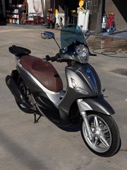 Piaggio Beverly 350 2019-thumb-2