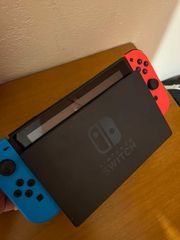 Nintendo Switch-thumb-1