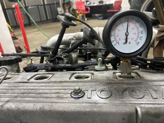 Toyota Corolla 1.300cc-thumb-3