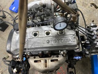 Toyota Corolla 1.300cc-thumb-4