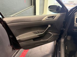 Volkswagen Polo 2018 1.6 TDI 95.000km-thumb-5