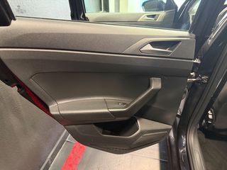 Volkswagen Polo 2018 1.6 TDI 95.000km-thumb-8