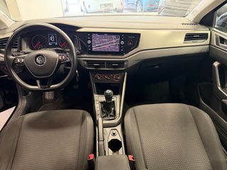 Volkswagen Polo 2018 1.6 TDI 95.000km-thumb-10