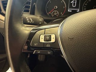 Volkswagen Polo 2018 1.6 TDI 95.000km-thumb-18