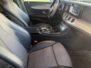 Mercedes-Benz E 220 2018 213 Station Avantgarde-thumb-10