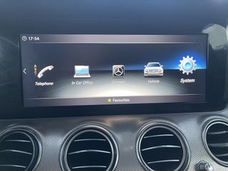 Mercedes-Benz E 220 2018 213 Station Avantgarde-thumb-20