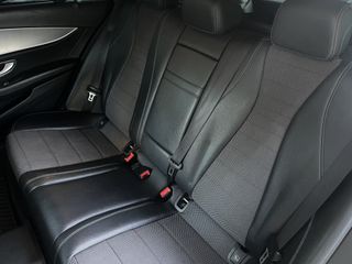 Mercedes-Benz E 220 2018 213 Station Avantgarde-thumb-33