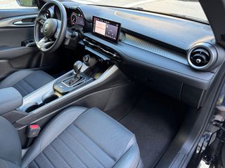 Alfa Romeo Tonale 2023 1.6 VGT-D 130Hp TCT Sprint Diesel DDCT-thumb-10