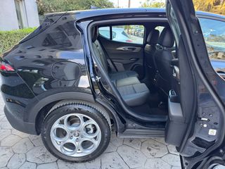 Alfa Romeo Tonale 2023 1.6 VGT-D 130Hp TCT Sprint Diesel DDCT-thumb-16
