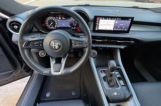 Alfa Romeo Tonale 2023 1.6 VGT-D 130Hp TCT Sprint Diesel DDCT-thumb-30