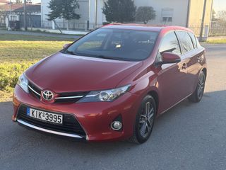 Toyota Auris 2015 1.4 d4d full extra