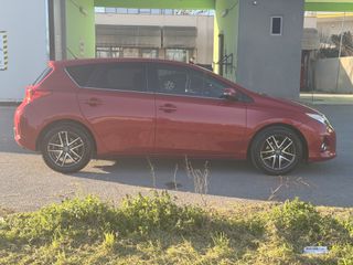 Toyota Auris 2015 1.4 d4d full extra-thumb-4