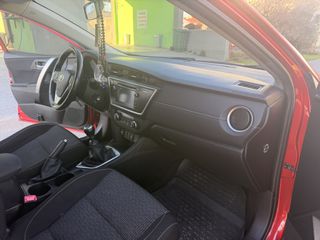 Toyota Auris 2015 1.4 d4d full extra-thumb-17