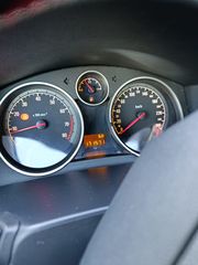 Opel Astra 2006-thumb-10