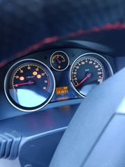 Opel Astra 2006-thumb-12