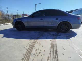 Audi A4 2013-thumb-3